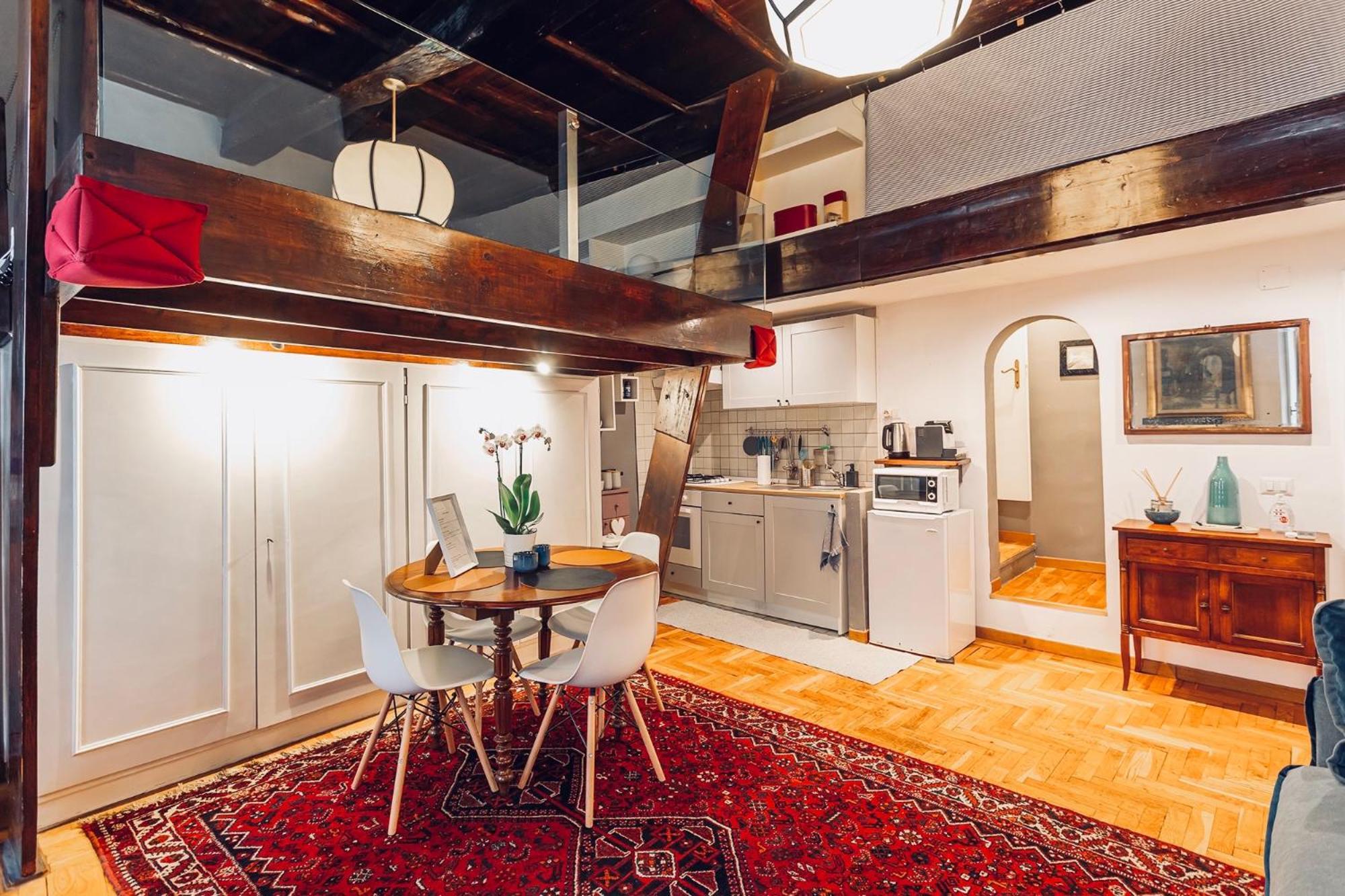 Apartment Old Monserrato In Campo De' Fiori Rome