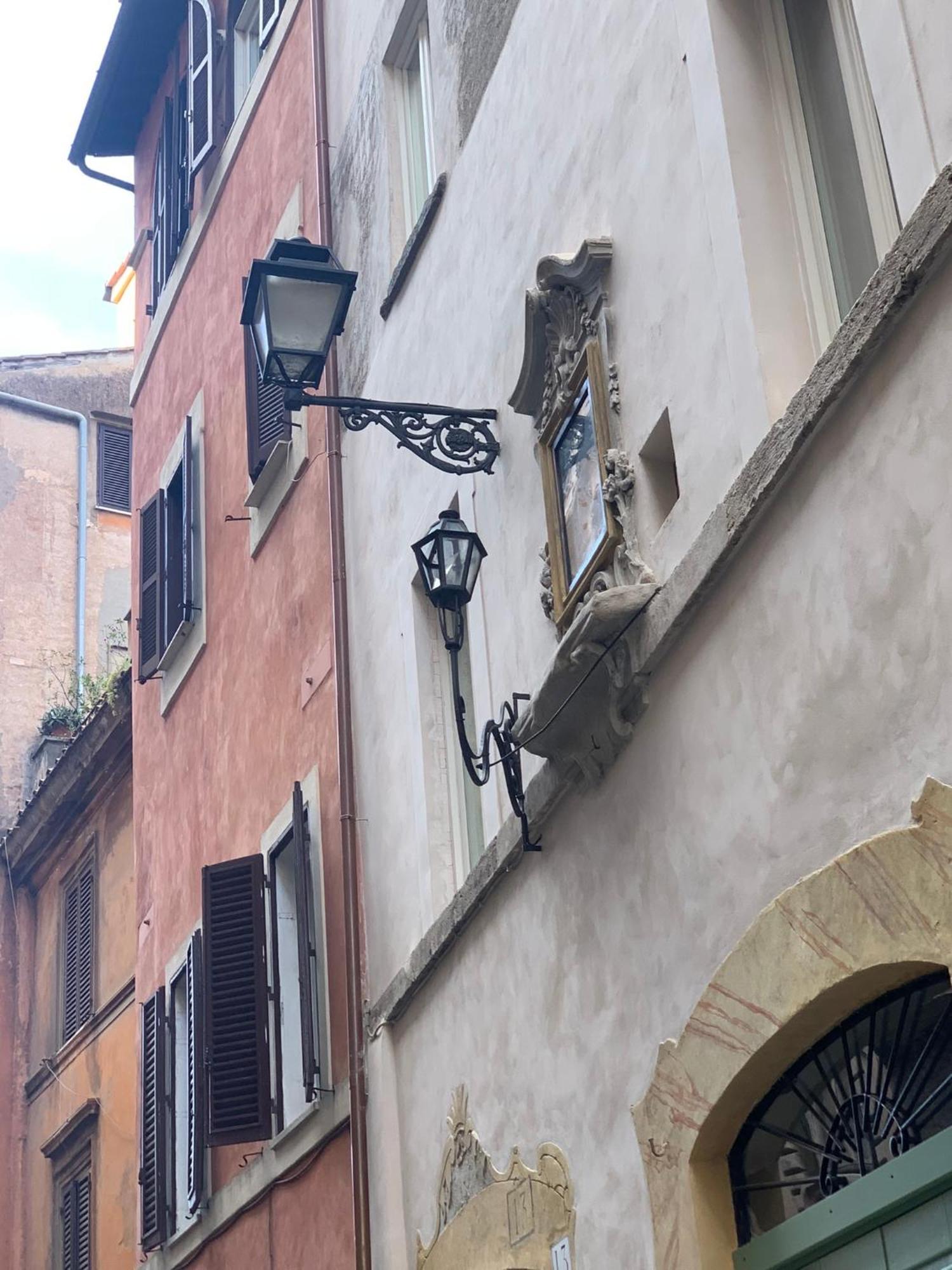 Old Monserrato In Campo De' Fiori * Rome